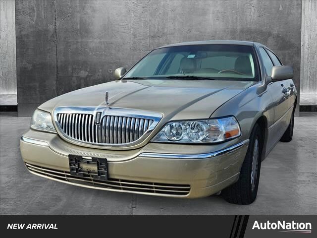 Lincoln Town Car