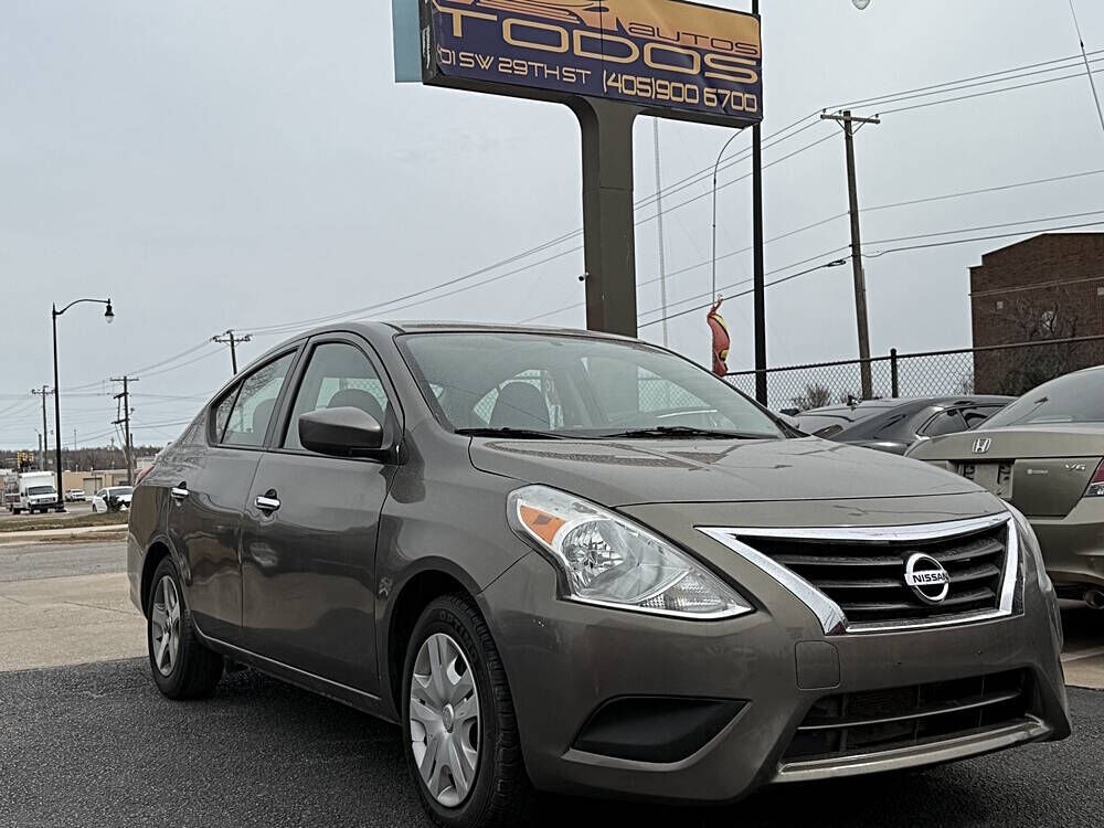 2015 NISSAN Versa
