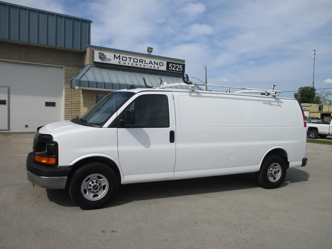 GMC Savana