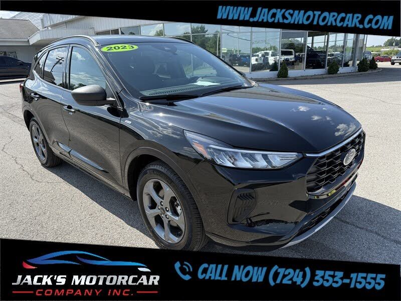 2023 FORD Escape