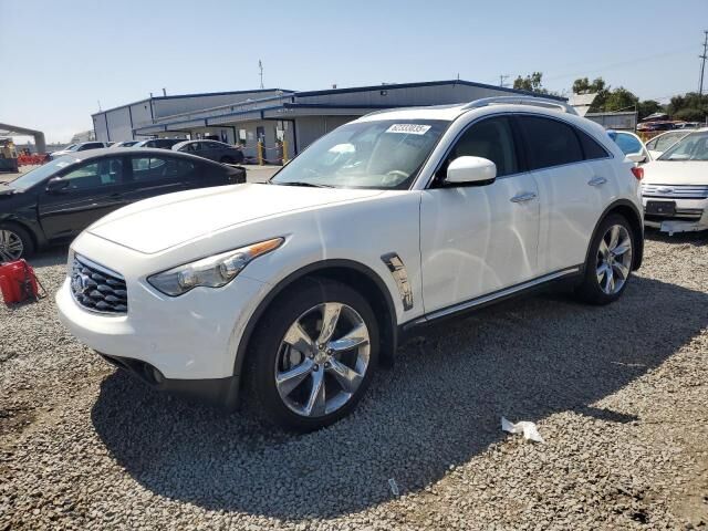 Infiniti FX50