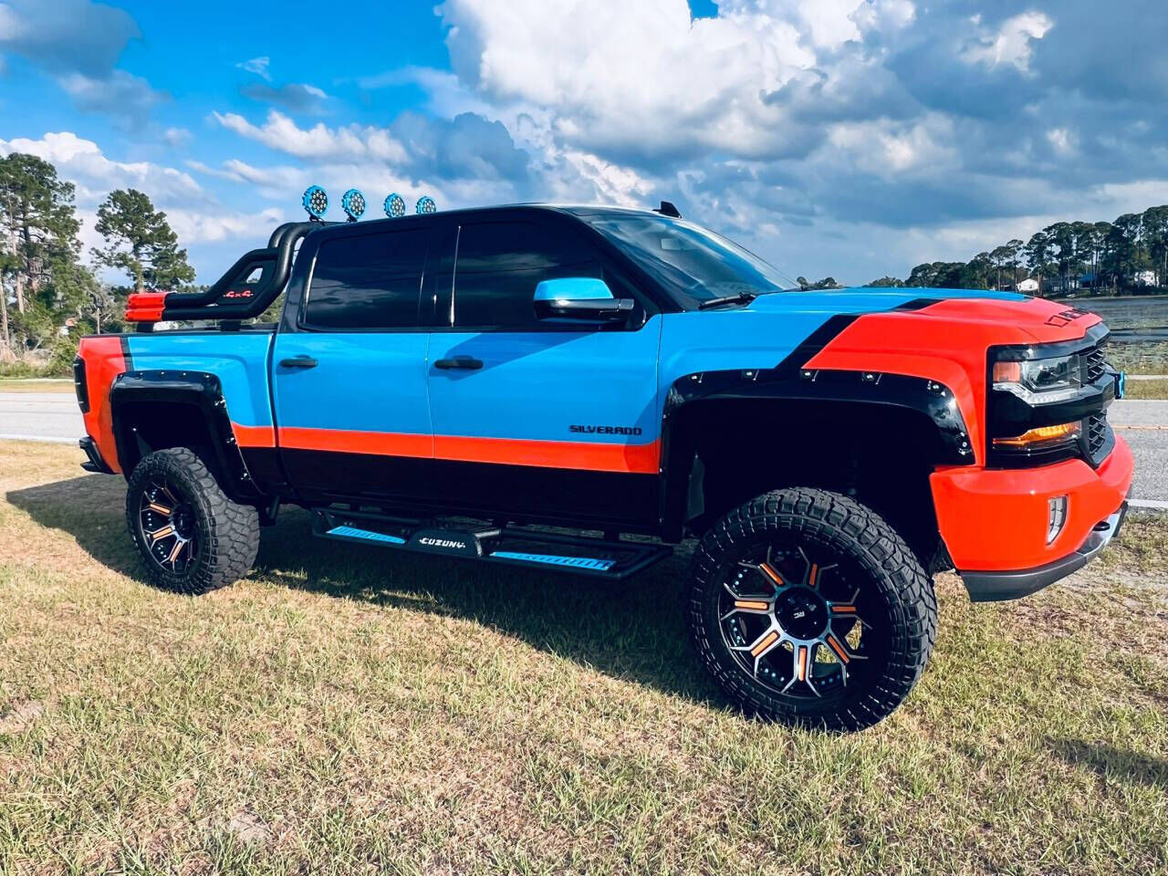 2018 CHEVROLET Silverado