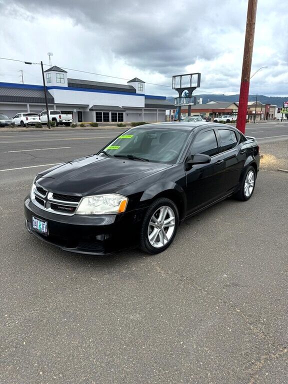 2012 DODGE Avenger