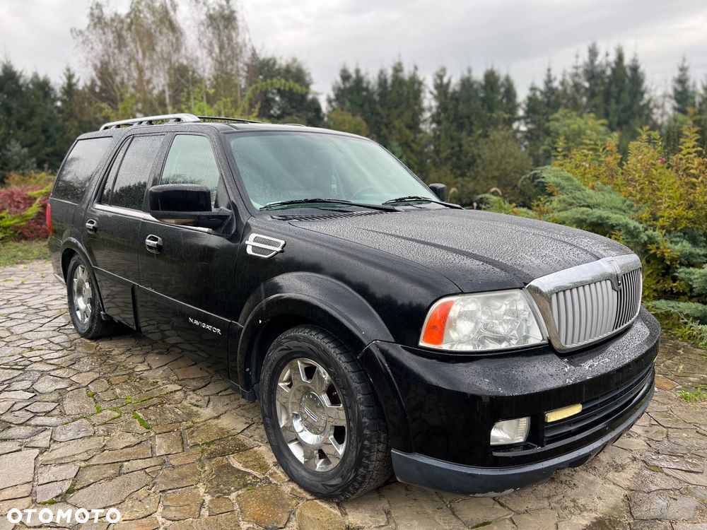 Lincoln Navigator