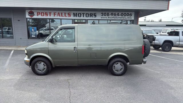 Chevrolet Astro Van