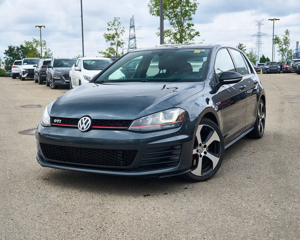 Volkswagen Golf GTI