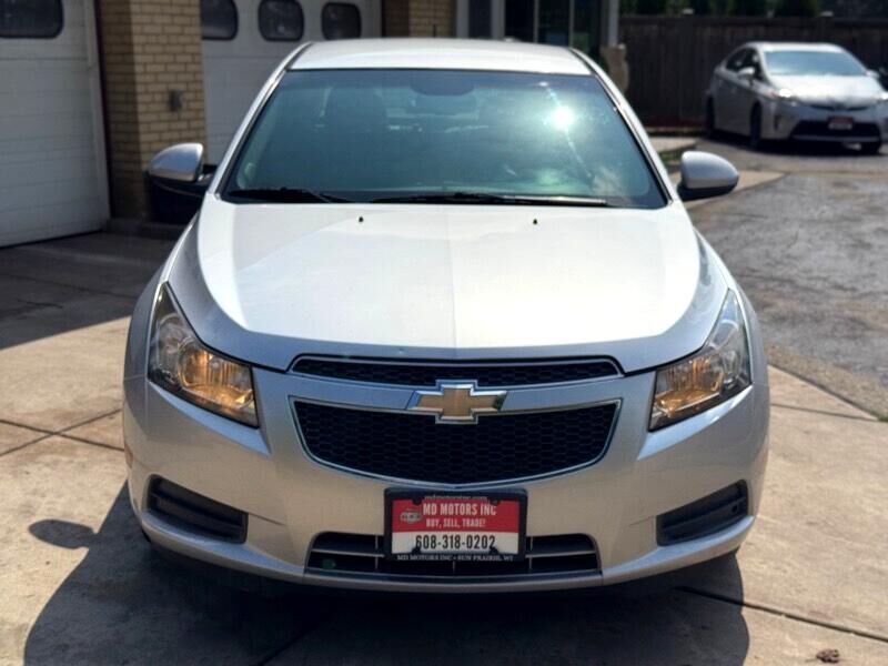 2011 CHEVROLET Cruze