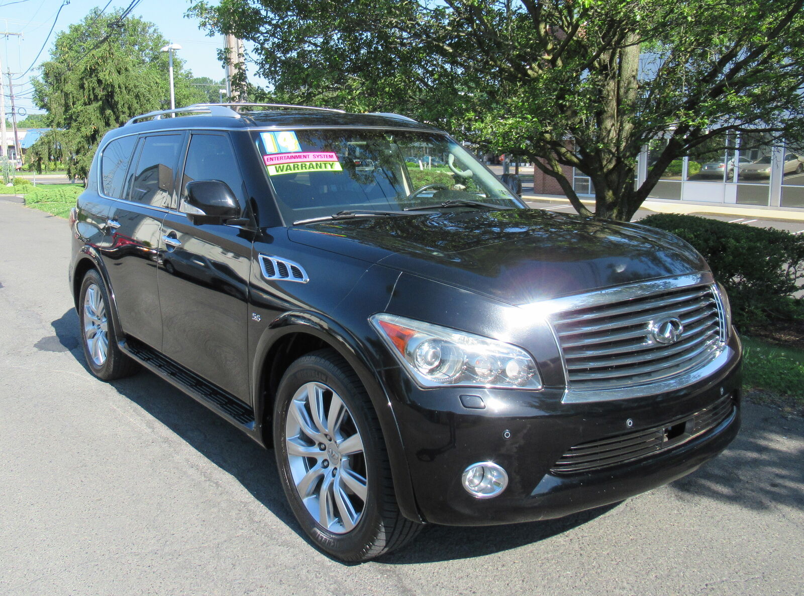Infiniti QX80