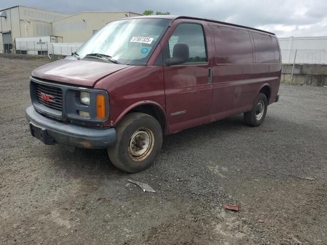GMC Savana