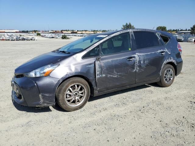 Toyota Prius V