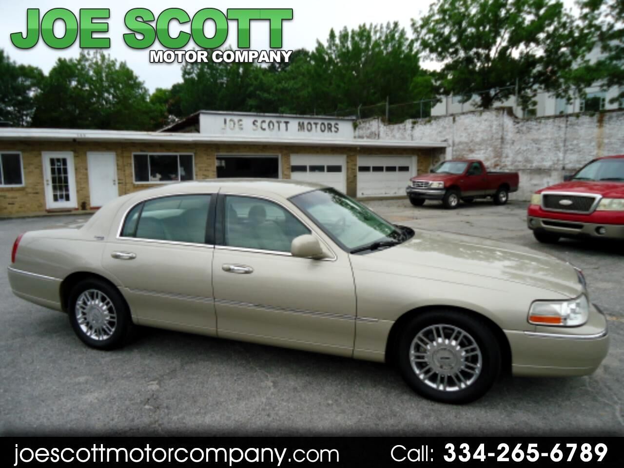 Lincoln Town Car