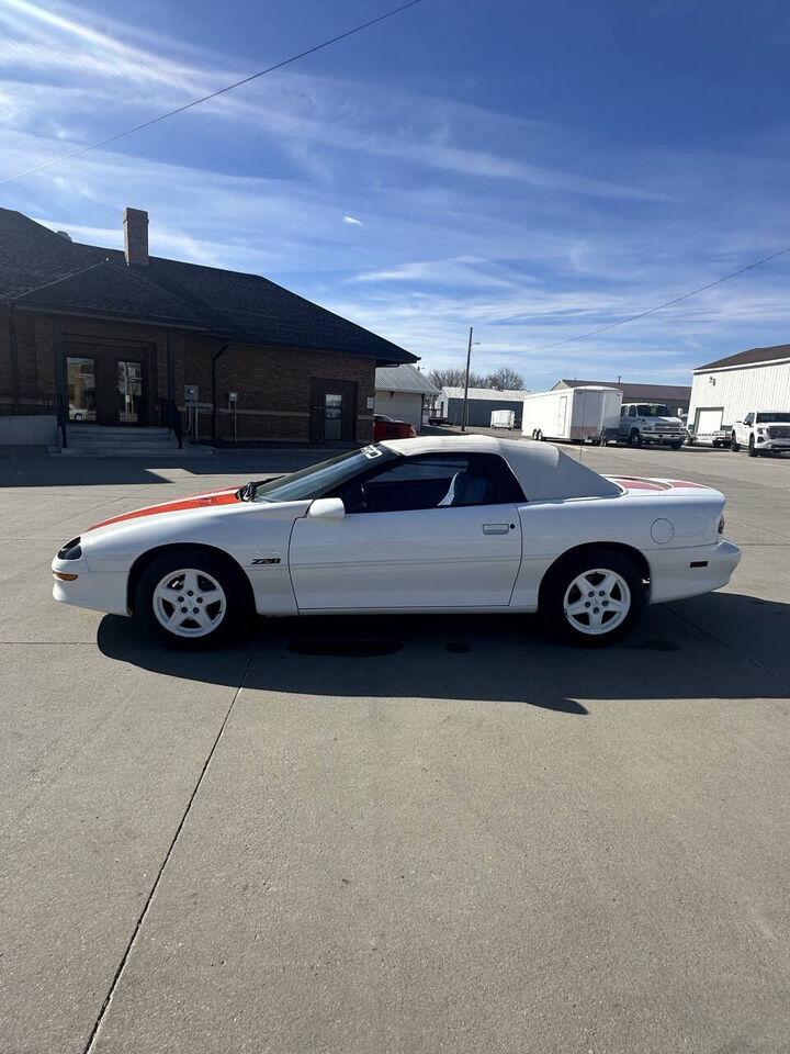 1997 CHEVROLET Camaro