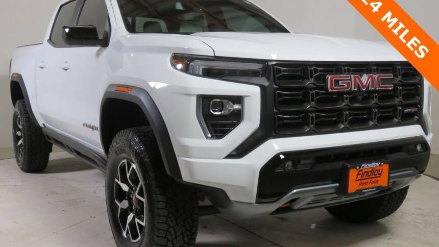 2024 GMC Canyon