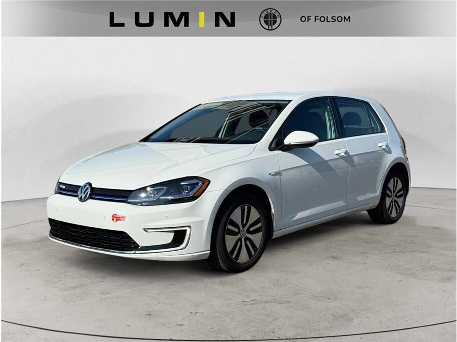 2017 VOLKSWAGEN e-Golf
