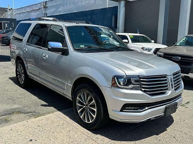2017 LINCOLN Navigator