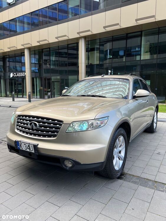 Infiniti FX35