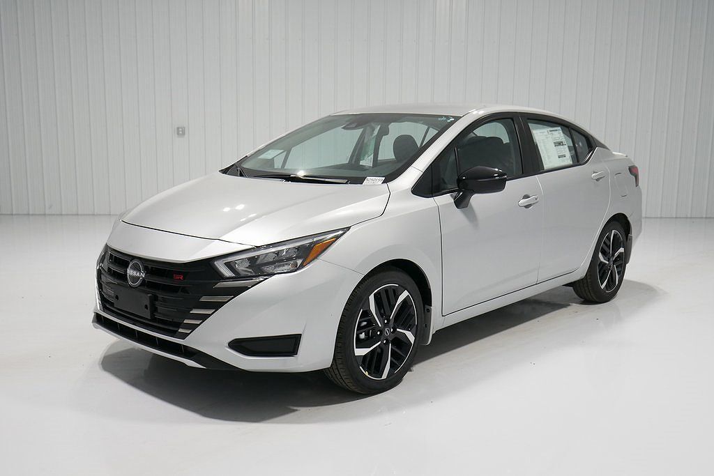 2025 NISSAN Versa