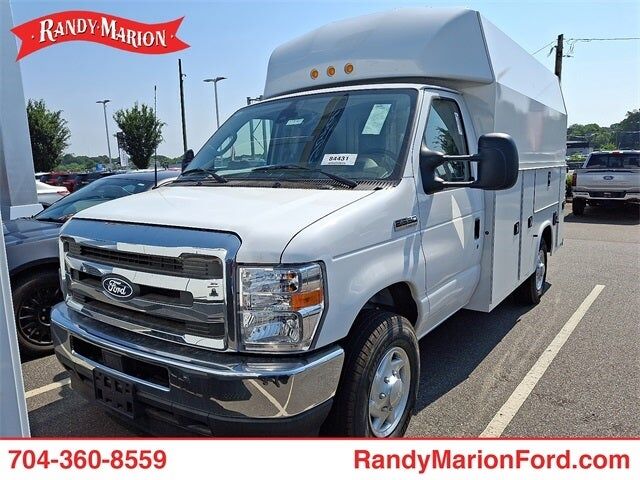 2026 FORD E-350