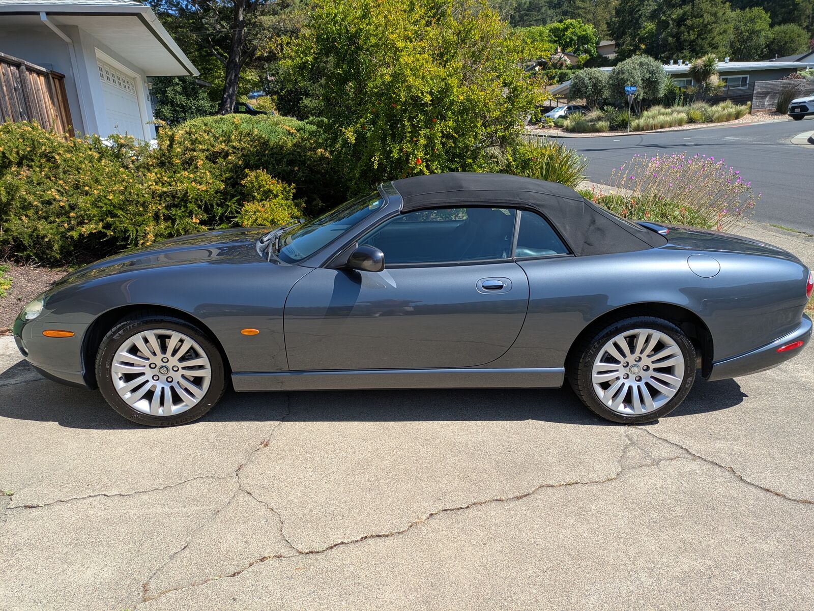 Jaguar XK