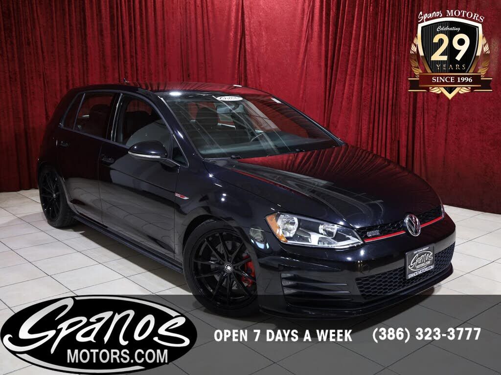 Volkswagen Golf GTI
