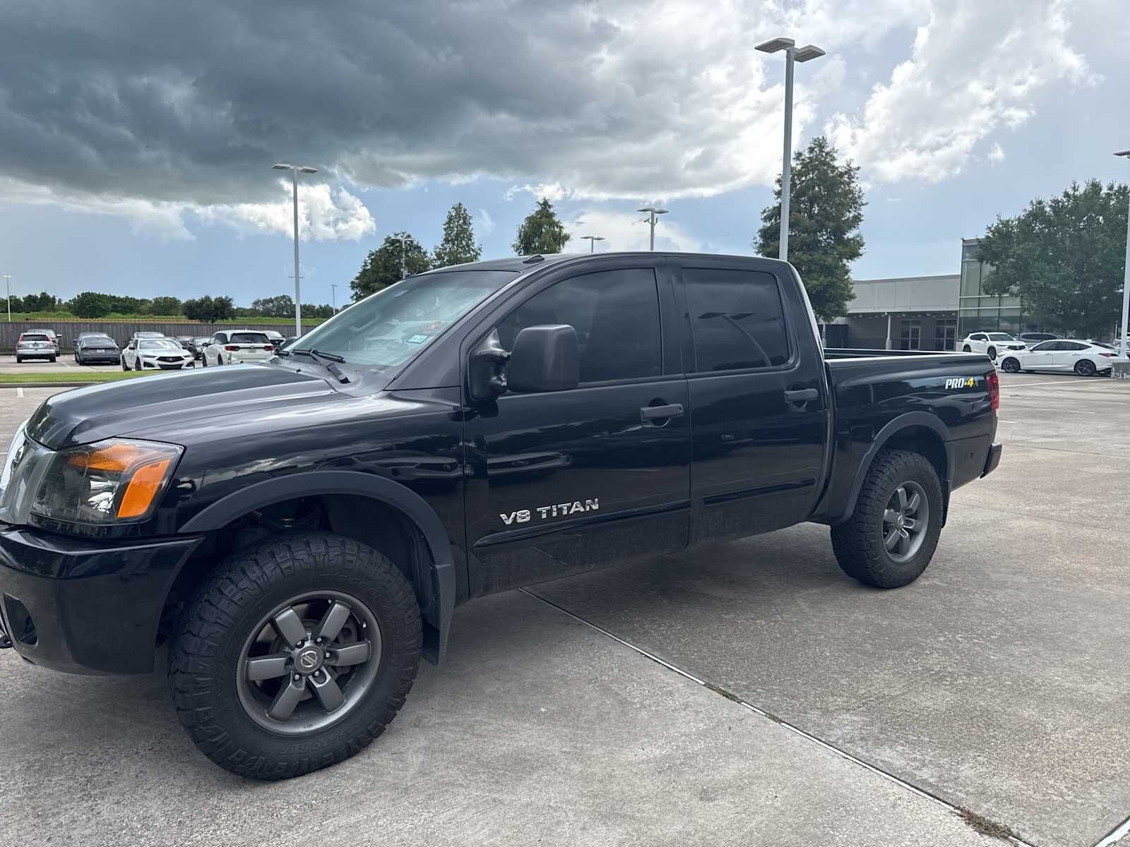 Nissan Titan