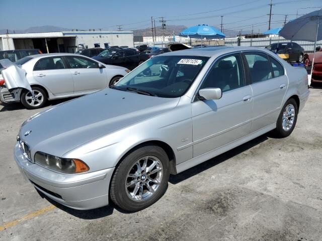 BMW 525iA