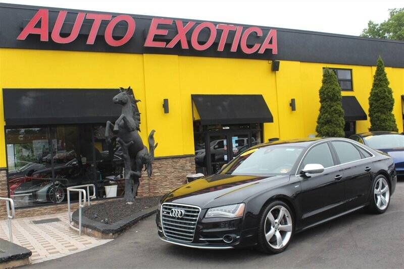 Audi S8