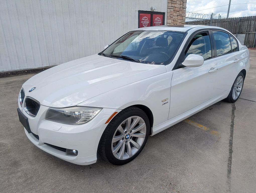 2011 BMW 3 Series