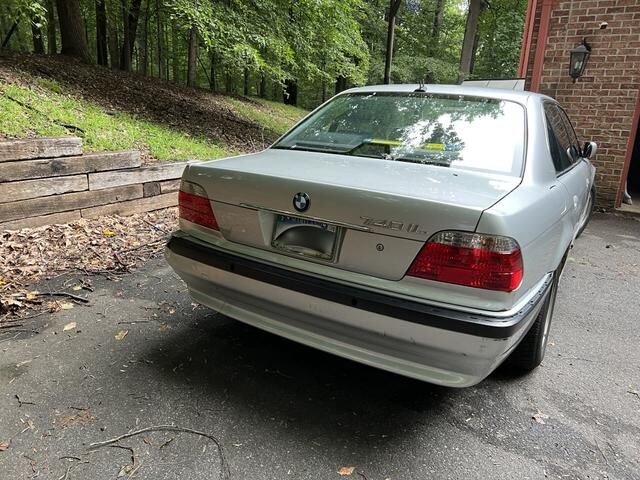 BMW 740iL