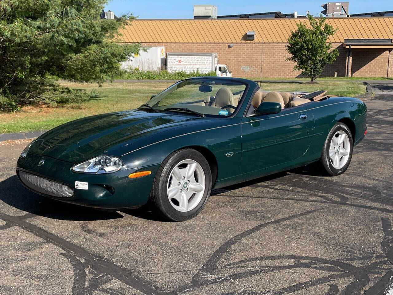 Jaguar XK8