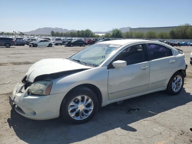 Mitsubishi Galant