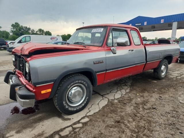 Dodge D-Series