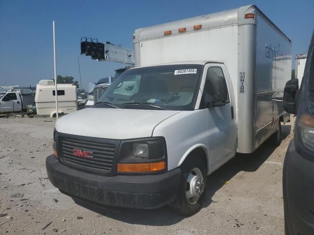 GMC Savana