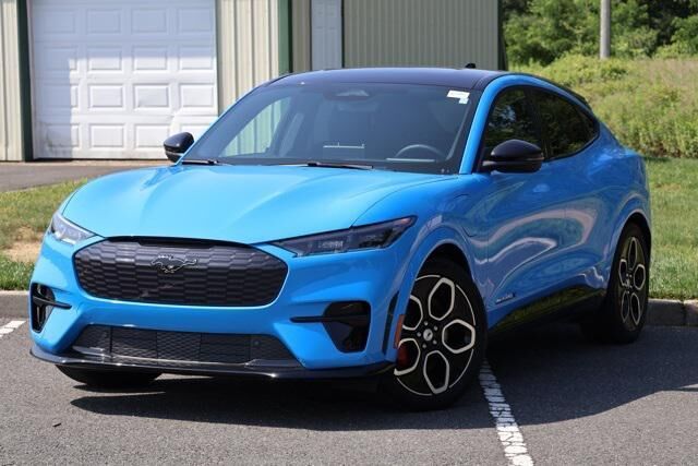 2022 FORD Mach-E