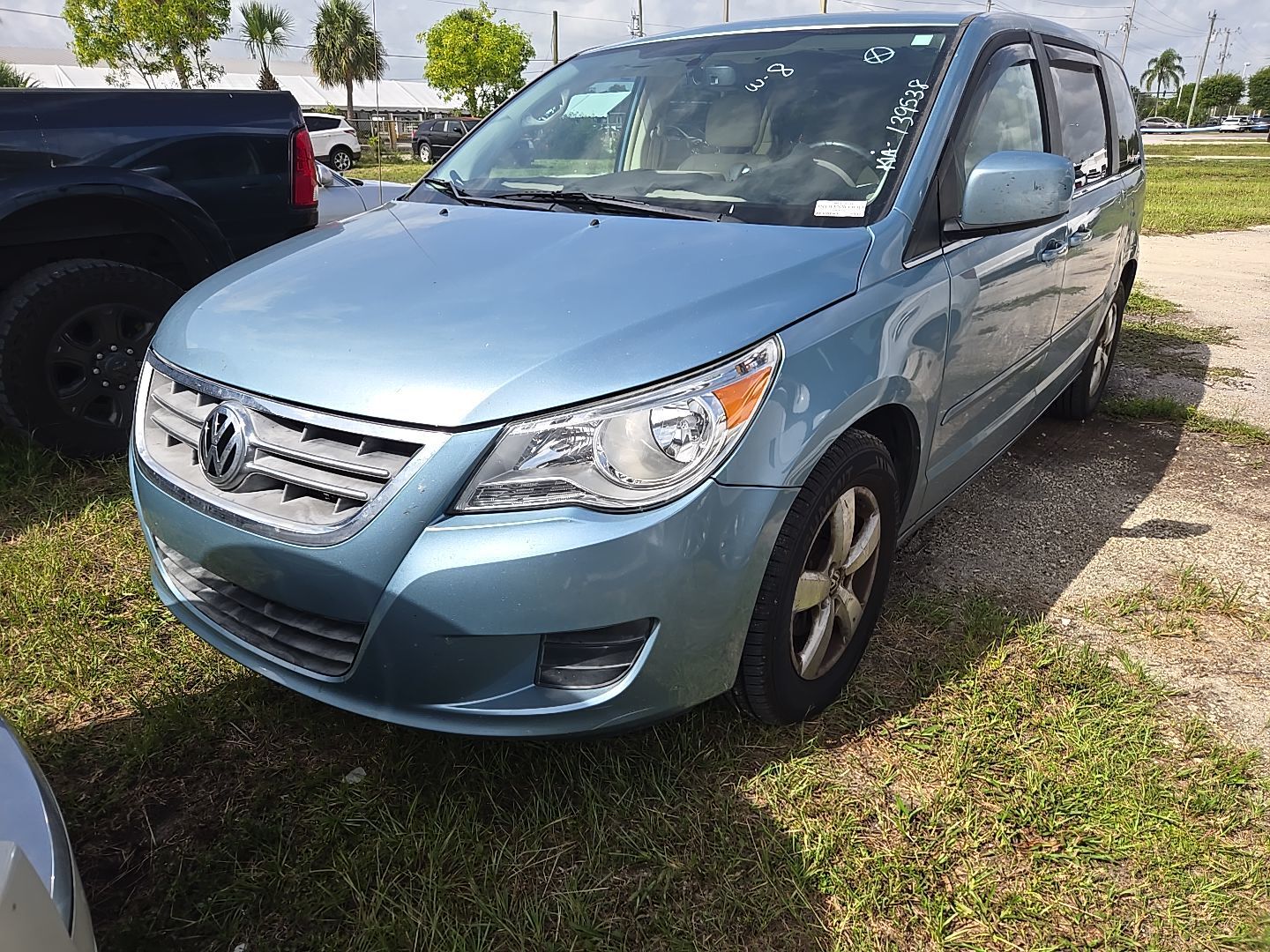Volkswagen Routan