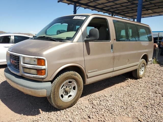 GMC Savana