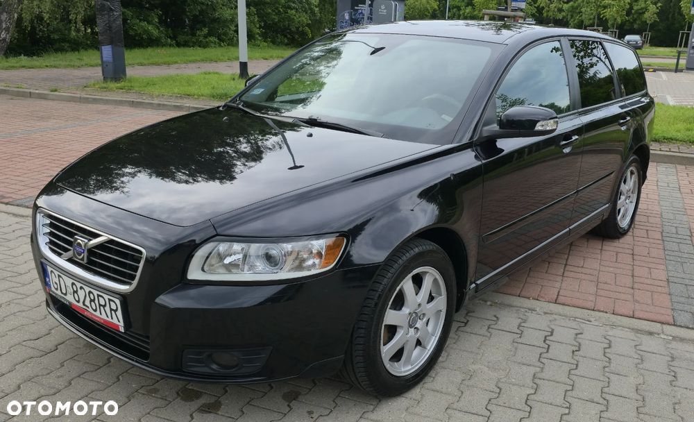 Volvo V50