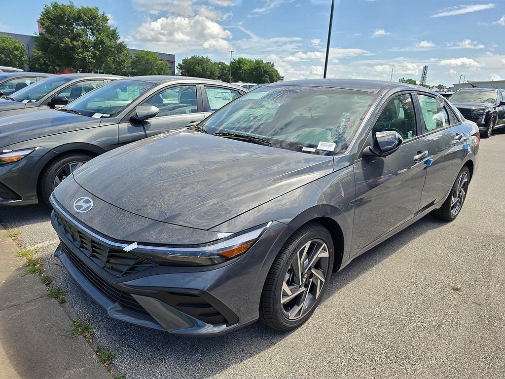 HYUNDAI