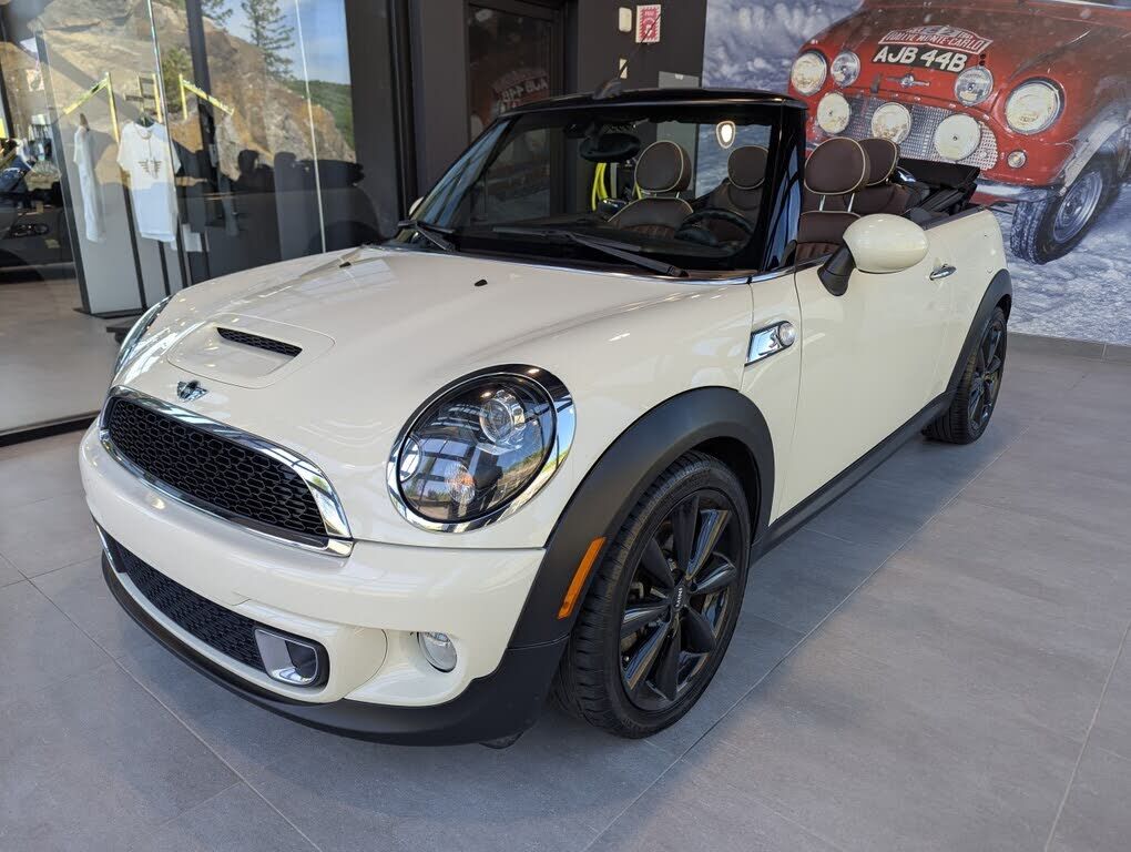 MINI Cooper Convertible