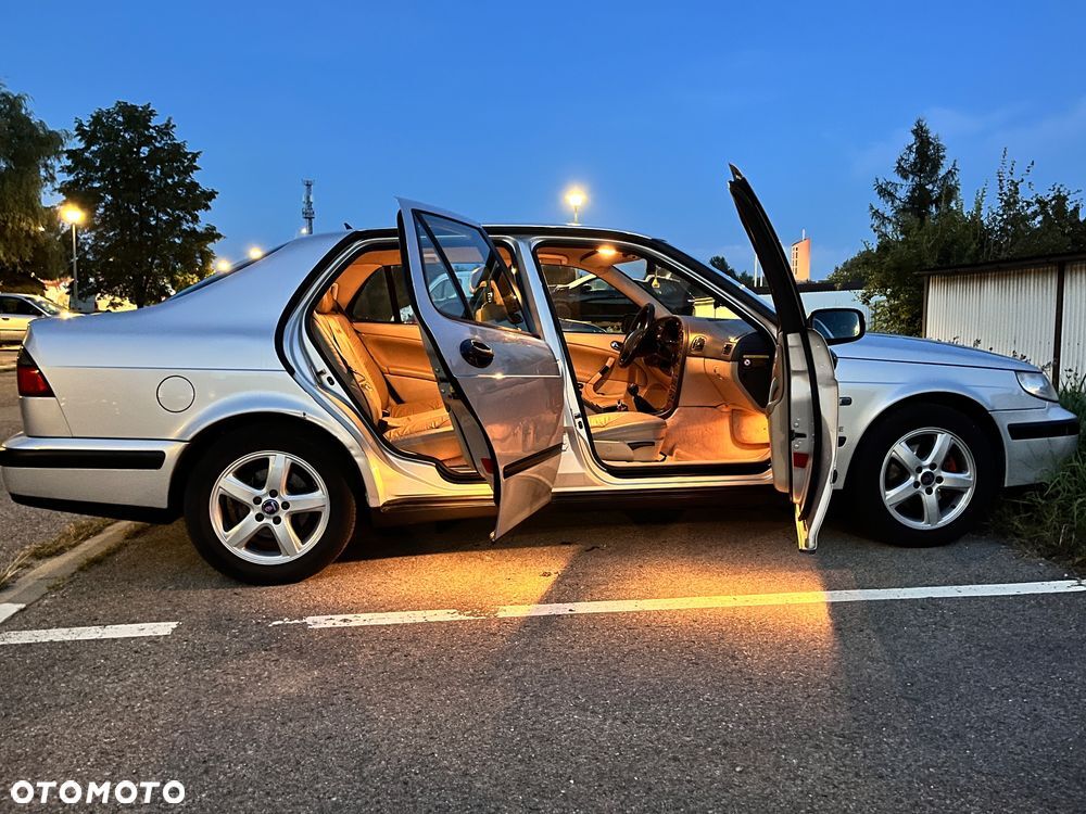Saab 9-5