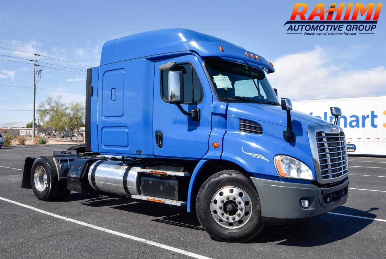 2016 FREIGHTLINER Cascadia