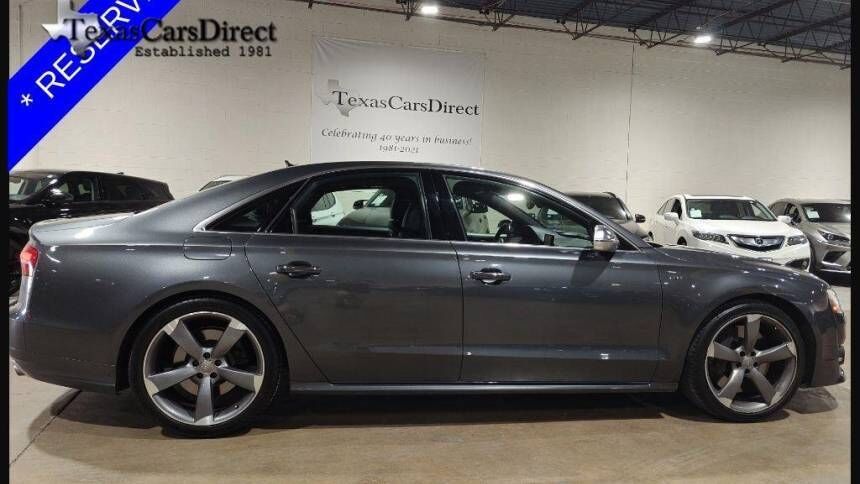 Audi S8