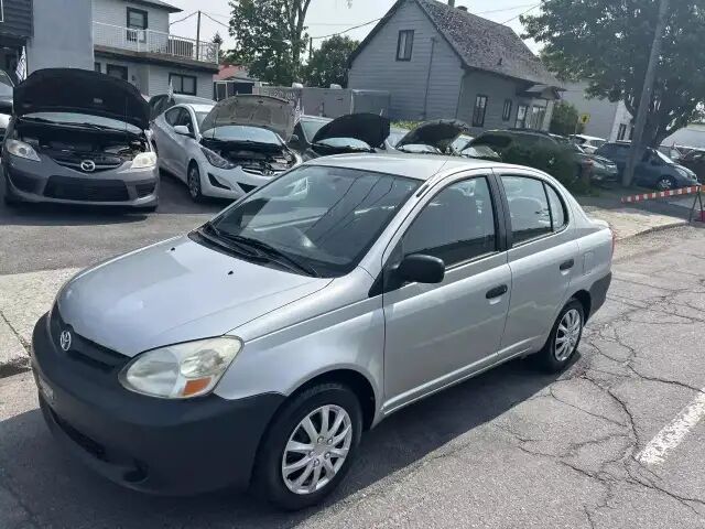 Toyota Echo