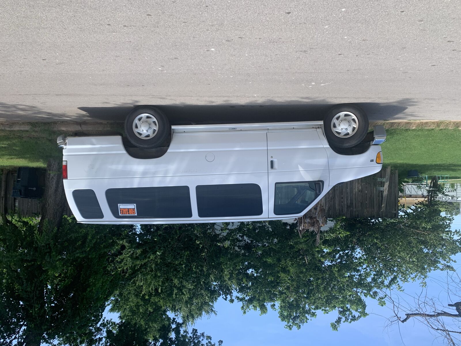 Ford E-350