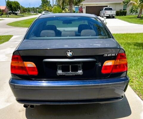BMW 325i