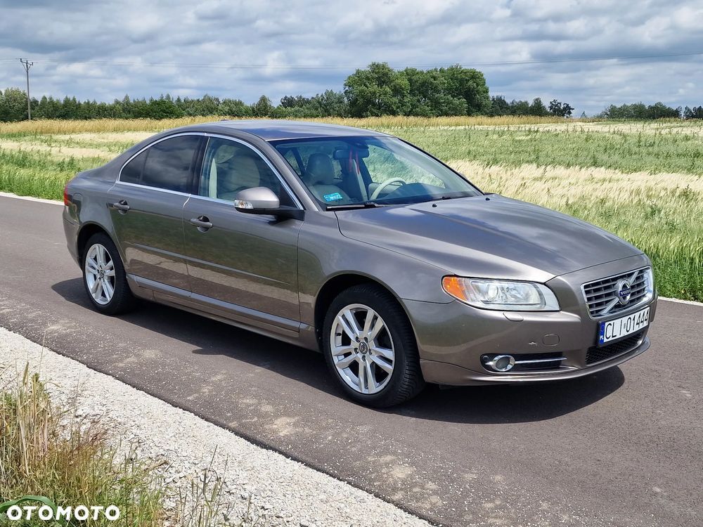 Volvo S80