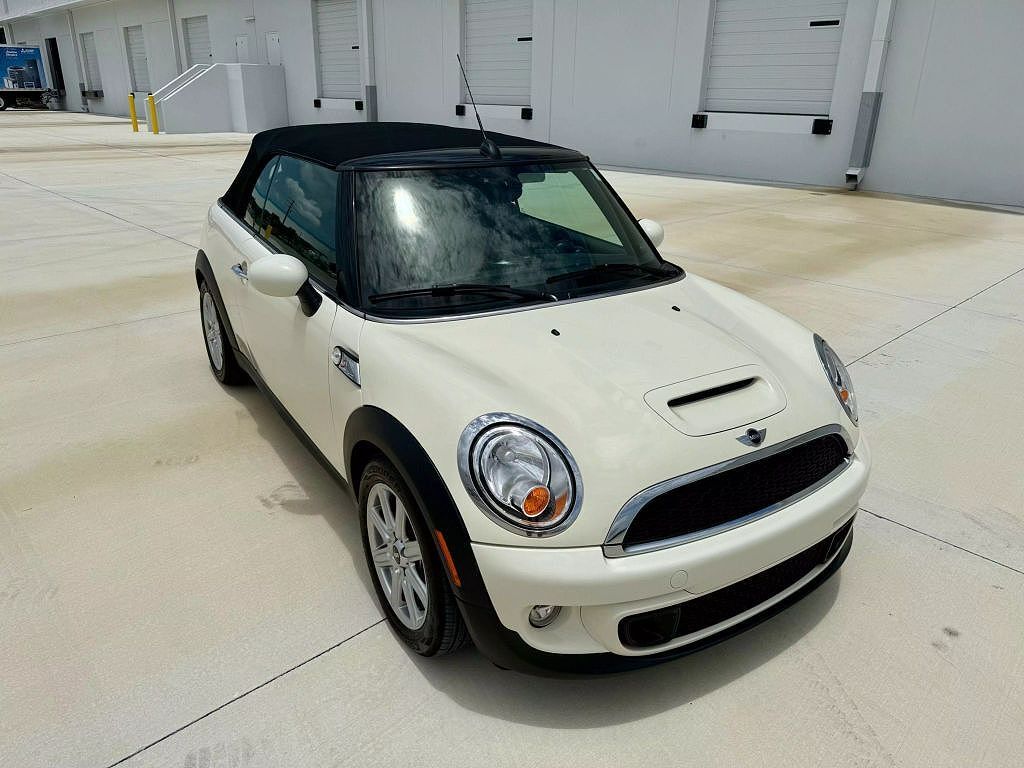 MINI Cooper Convertible