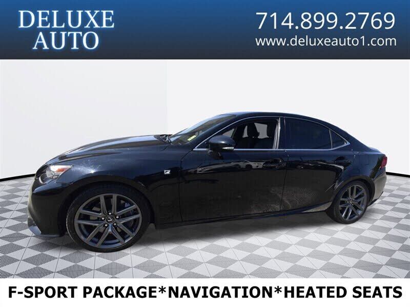 Lexus IS