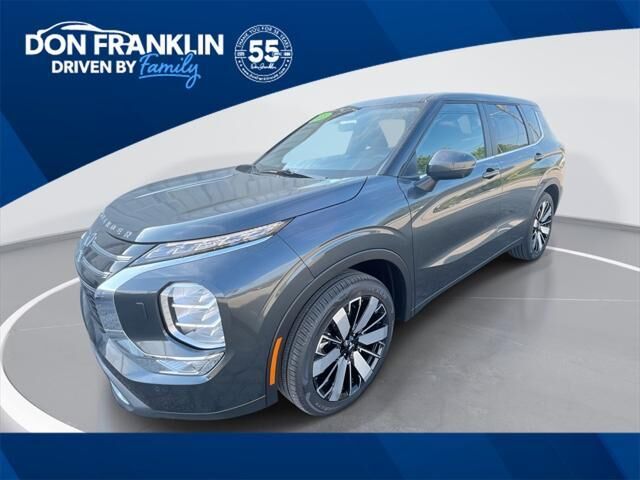 2025 MITSUBISHI Outlander