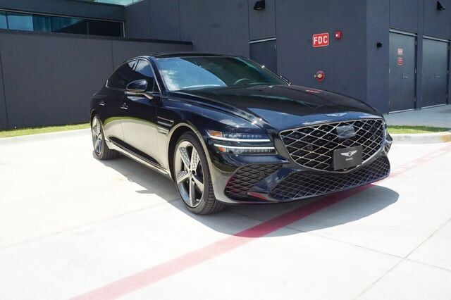 2025 GENESIS G80